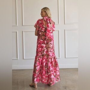 GORGEOUS! NWT Sugarlips Boutique Bow Back Pink Maxi Dress Tuckernuck Sz Small